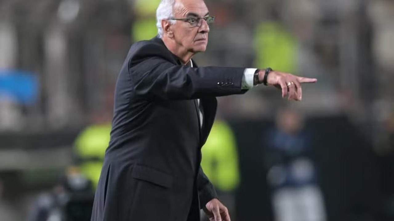 Seleção peruana anuncia uruguaio Jorge Fossati como novo treinador