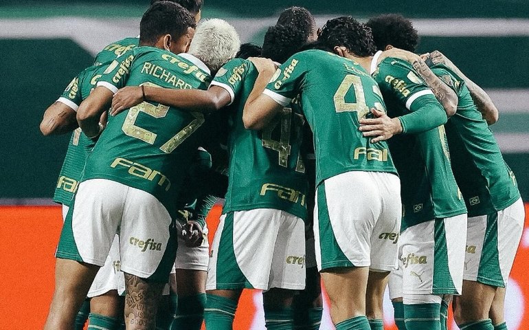 Palmeiras promete exclusão de homem que mostrou genitália para torcedora do Botafogo no Allianz