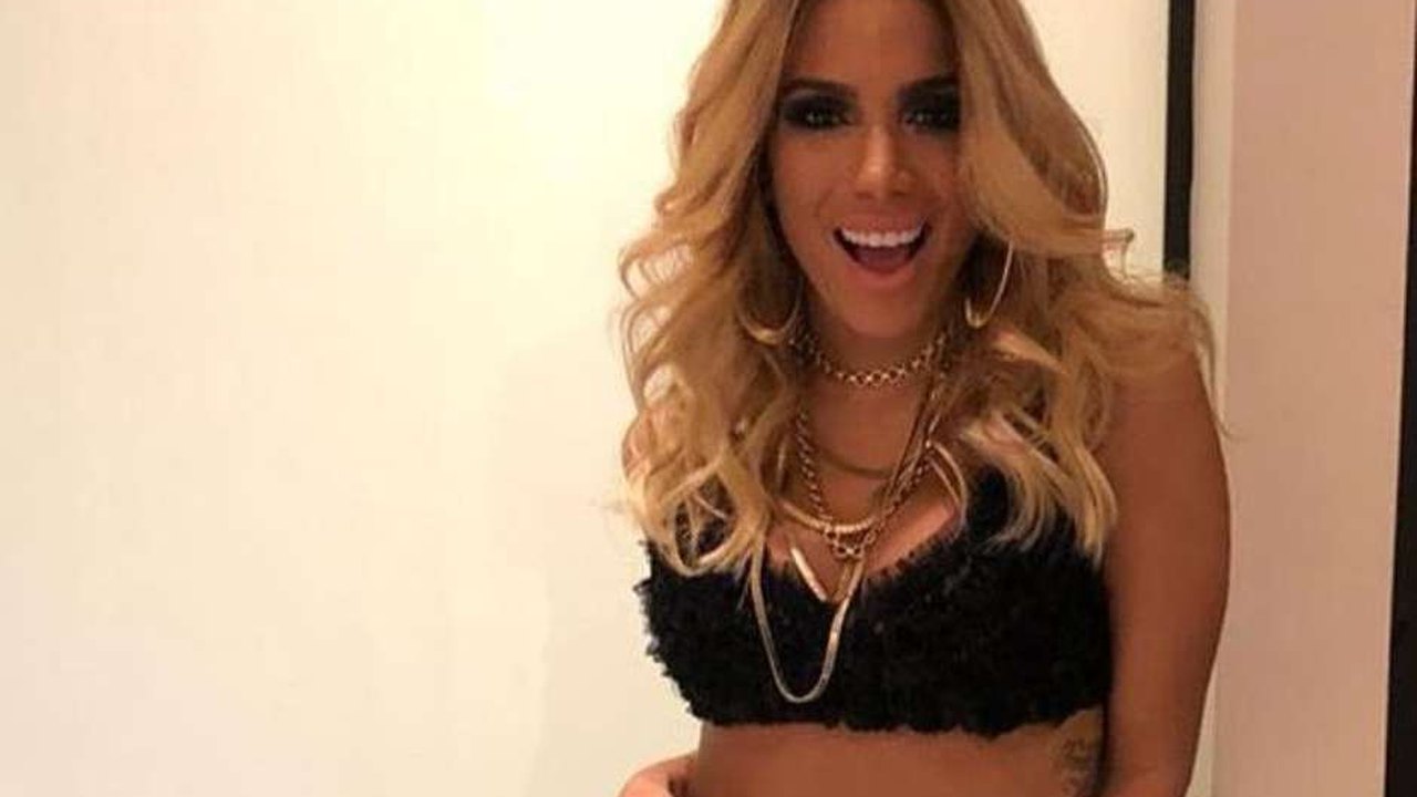 Anitta é internada com trombose em hospital no Rio de Janeiro