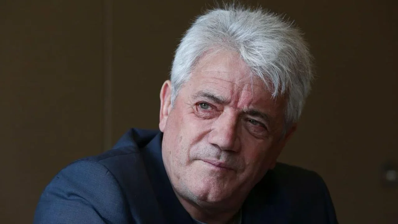 Kevin Keegan, duas vezes vencedor da Bola de Ouro e ídolo do Liverpool, morre aos 75 anos