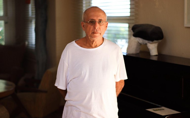 Ilha do Ferro recebe exposição 'Correnteza' dedicada ao trabalho de Celso Brandão