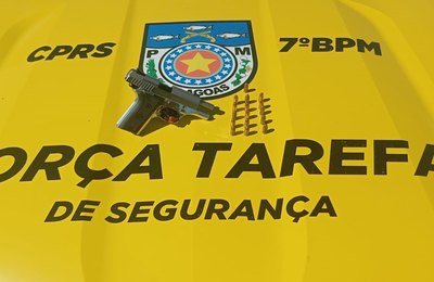 Polícia Militar apreende duas armas de fogo e 336 porções de drogas em ações no Sertão