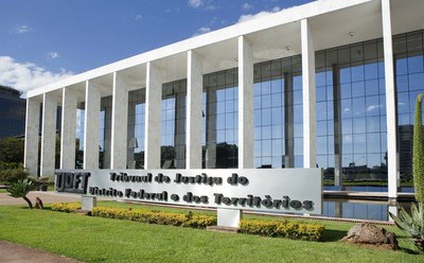 Justiça do DF manda meta retirar do ar vídeo do PL que compara petistas a dependentes químicos