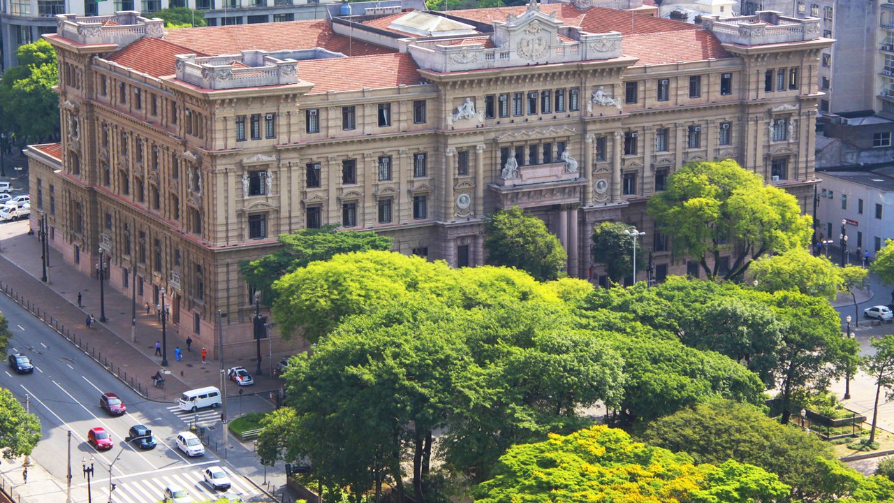 Fiscal suspeito de ligação com esquema bilionário de propinas pede Justiça gratuita