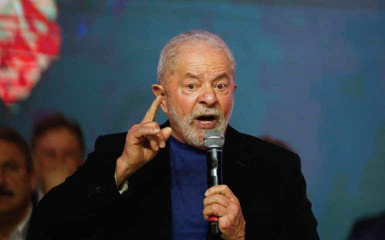Lula barra prorrogação da desoneração