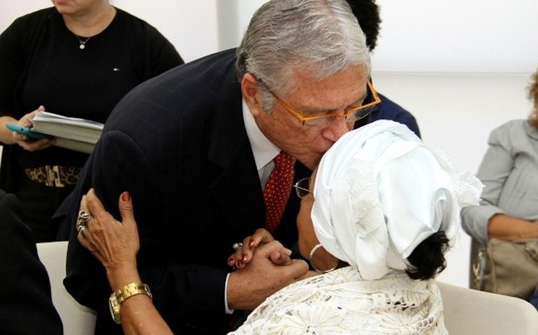 Governador empossa Conselho Estadual de Promoção da Igualdade Racial