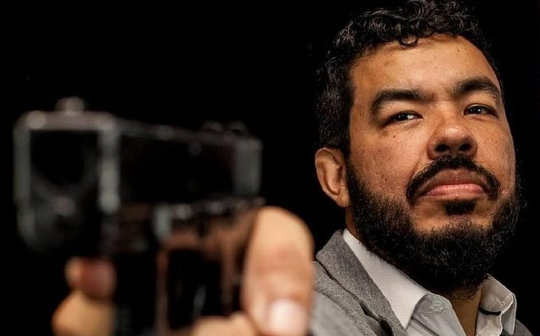 Deputado bolsonarista é acusado pela PGR de forjar o próprio atentado à bala