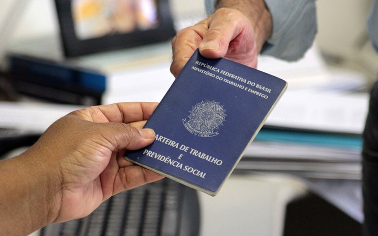 Desocupação cai para 7,5% em Alagoas e atinge 99 mil pessoas