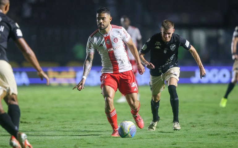 Inter supera Vasco em luta por vaga direta para a Libertadores
