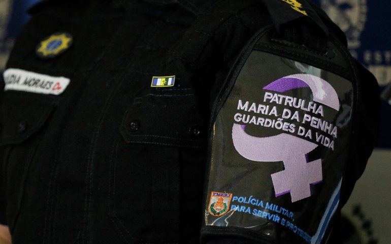 Brasil registra recorde de feminicídios em 2025, com quatro casos por dia