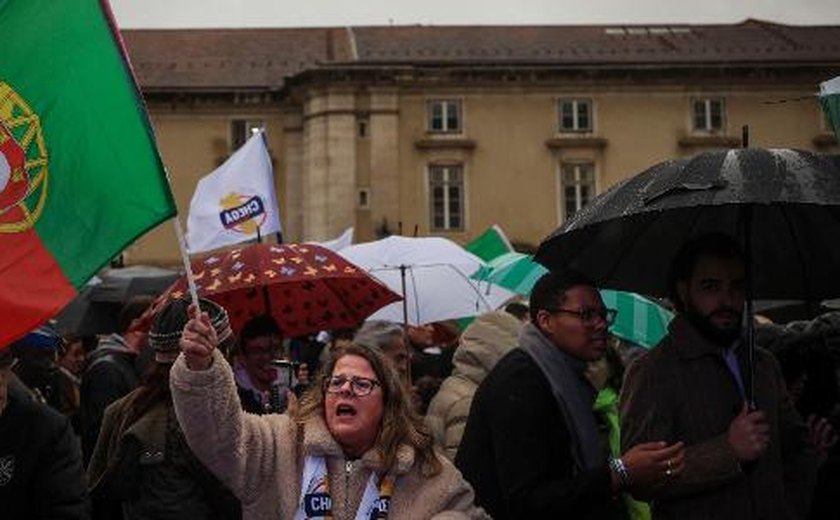 Extrema direita quadruplica bancada em Portugal, apontam projeções; centro-direita deve comandar governo