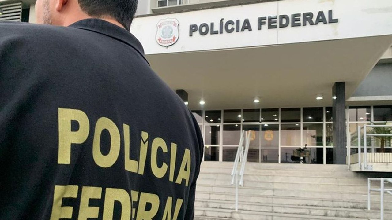 PF faz operação contra desvios na Universidade Federal Fluminense