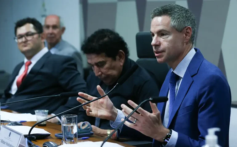 Senado ouve jornalistas citados por Musk para atacar Moraes e o STF