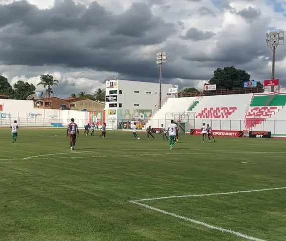 CSE vence o Murici, avança a semifinal da Copa Alagoas e anima a pequena torcida em Palmeira