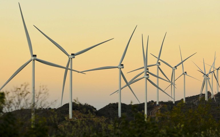 Total compra 35% da gigante de energia renovável Casa dos Ventos