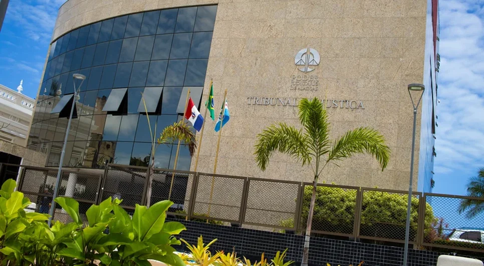 9bfb49a237f4914973fbdf5a1cea225a696