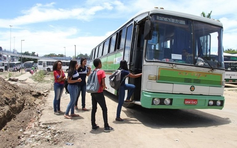 Municípios já podem fazer adesão ao programa de transporte escolar