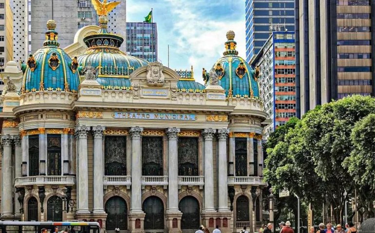 Theatro Municipal do Rio oferece gala lírica a R$ 2