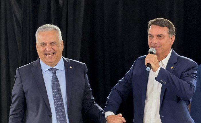 Desde o início do ano Alfredo Gaspar e Flávio Bolsonaro trocam elogios entre si