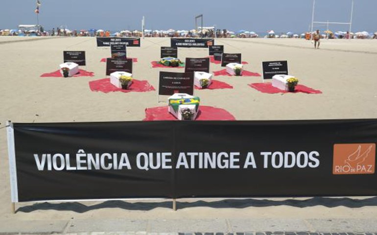 Brasil tem mais mortes violentas do que a Síria em guerra, mostra anuário