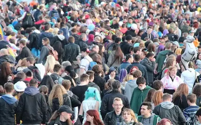 Mundo chega a 8 bilhões de habitantes, segundo projeção da ONU