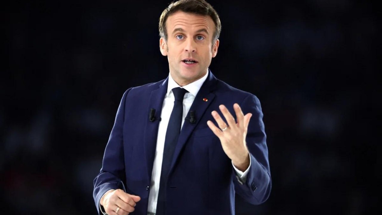 Polícia confisca panelas para silenciar protestos contra Macron