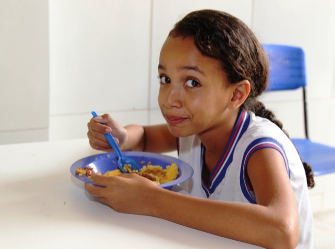 Merenda escolar: Alimentação saudável e de qualidade nas escolas de Marechal