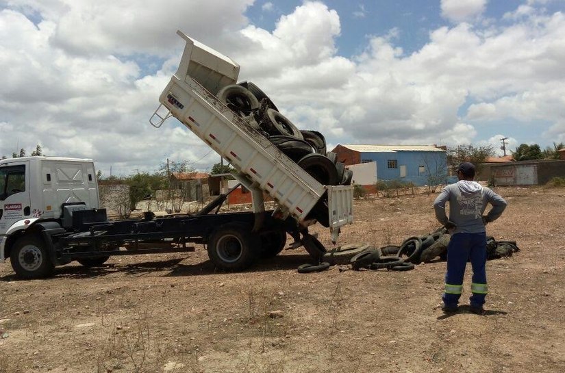 Municípios recolhem pneus inutilizados para combater mosquito da dengue
