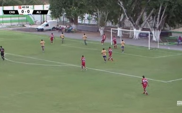 CRB garante vitória de última hora contra o Aliança na abertura da Copa Alagoas
