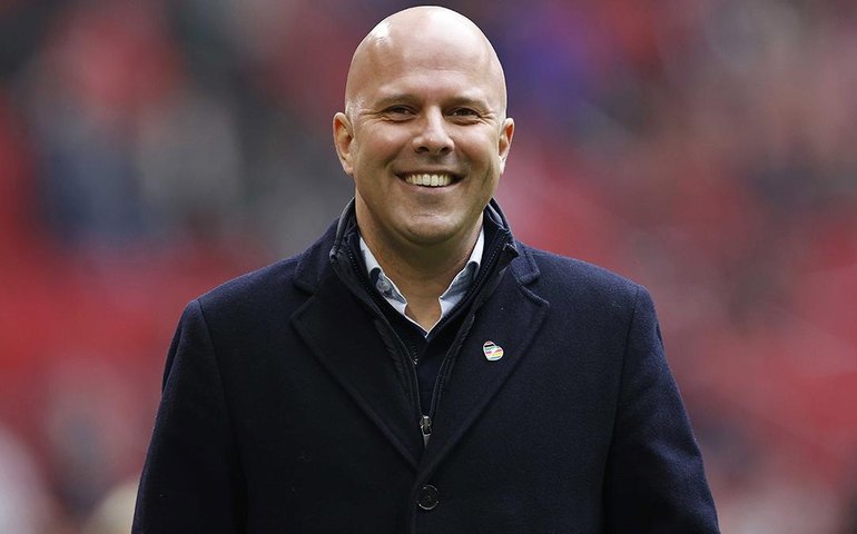 Arne Slot quer aproveitar legado de Klopp para triunfar no Liverpool: 'Cultura vencedora'