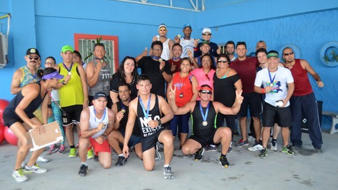 Servidores participam de corrida e caminhada em comemoração ao Dia do Trabalho