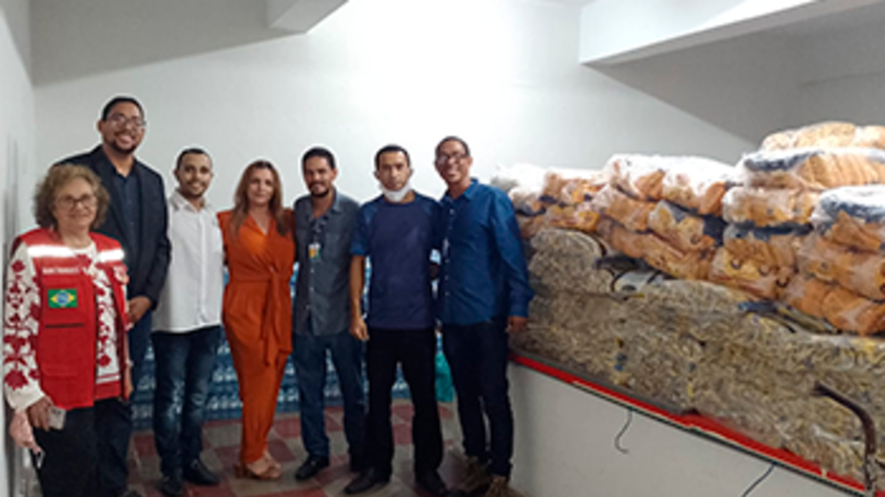 TRT-19 participa da entrega de três toneladas de alimentos que serão doados às vítimas das enchentes