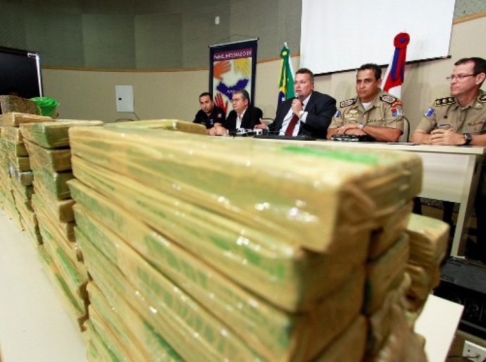 Forças de Segurança apreendem 205 kg de drogas e prendem três pessoas