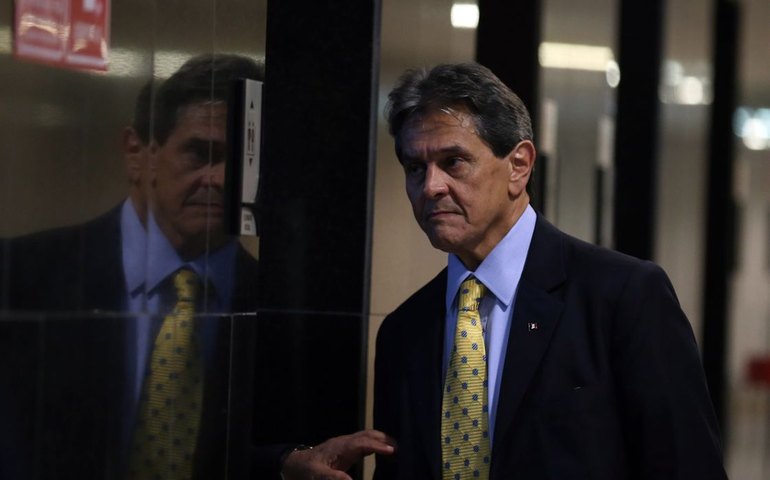 Moraes vota por condenar Roberto Jefferson a nove anos de prisão