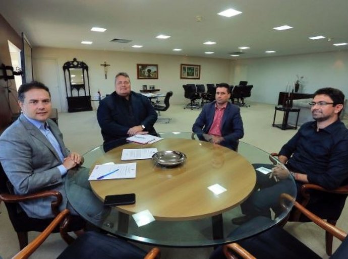 Renan Filho assina ordem de serviço para instalação do Cisp de Junqueiro