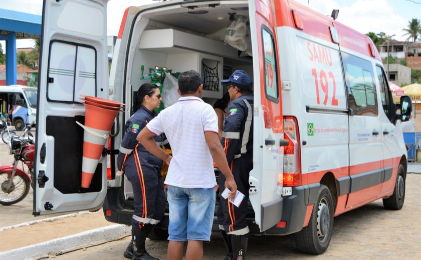 Socorristas do Samu fazem parto dentro de ambulância