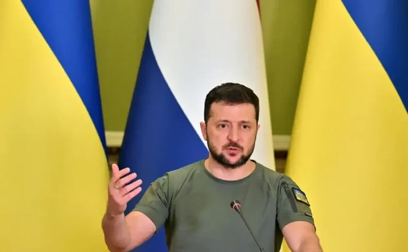 Zelenski pede plano comum de Trump e europeus para negociar fim da Guerra com Putin