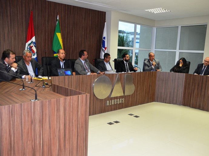 OAB/AL recebe entidades para deliberar pauta contra reforma da Previdência