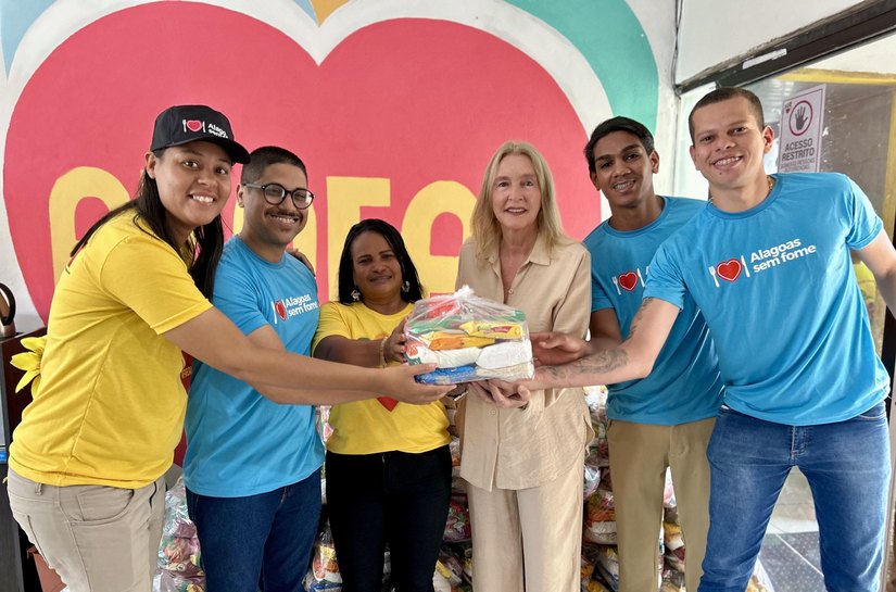 Programa Alagoas Sem Fome realiza 99ª doação de alimentos no Benedito Bentes