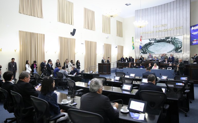 Plenário discute proposta de alteração do limite para abertura de créditos suplementares