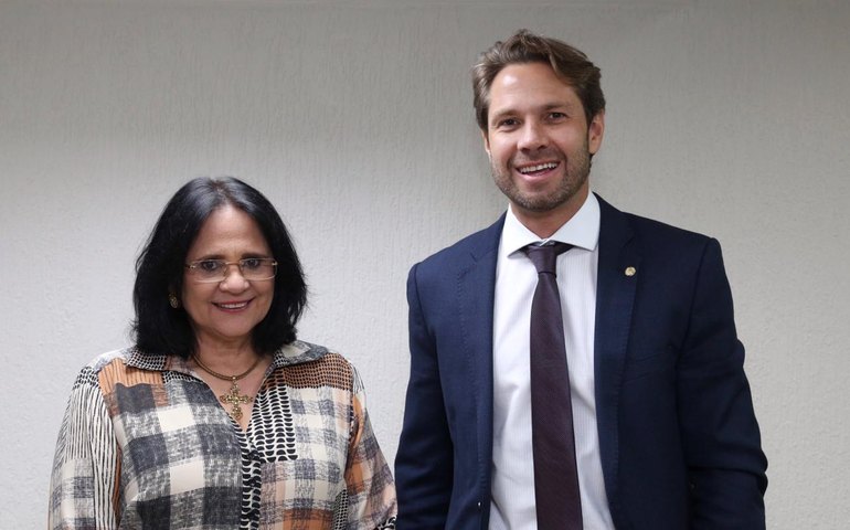 Pedro Vilela quer Casa da Mulher Brasileira em Alagoas