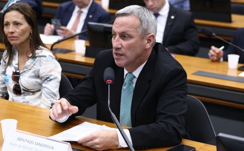Comissão aprova aumento da pena para estelionato quando cometido contra idosos e vulneráveis
