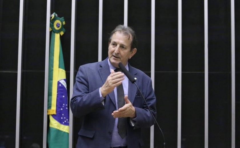 Frentes parlamentares lançam manifesto pelo adiamento da votação do novo licenciamento ambiental