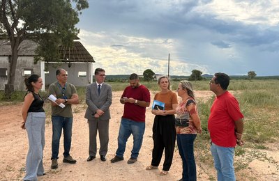 Comissão da Uncisal e Seduc aprova terreno para Medicina; prefeita Ziane Costa encaminha doação da área