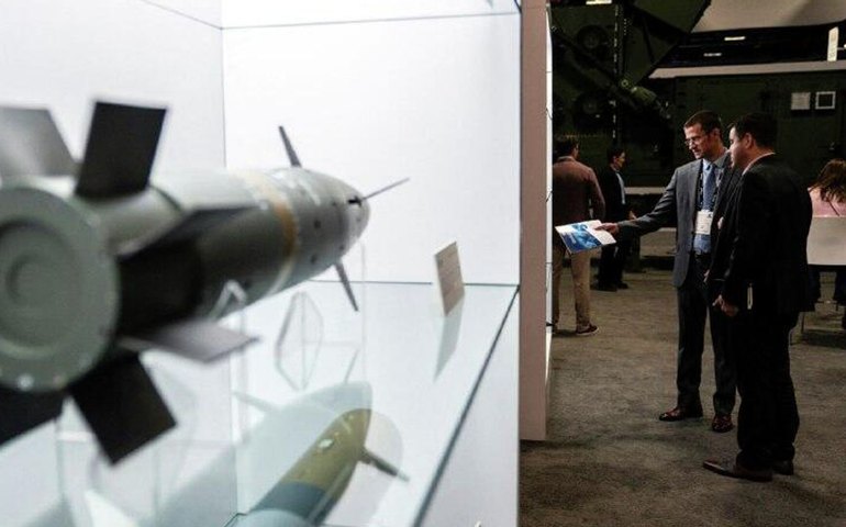 Substituição de radares atingidos pelo Irã pode custar mais de US$ 1 bilhão aos EUA