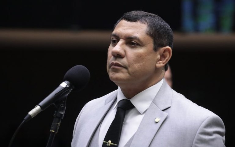 Comissão aprova reserva de 5% das vagas em concursos da PM para filhos de militares mortos em serviço