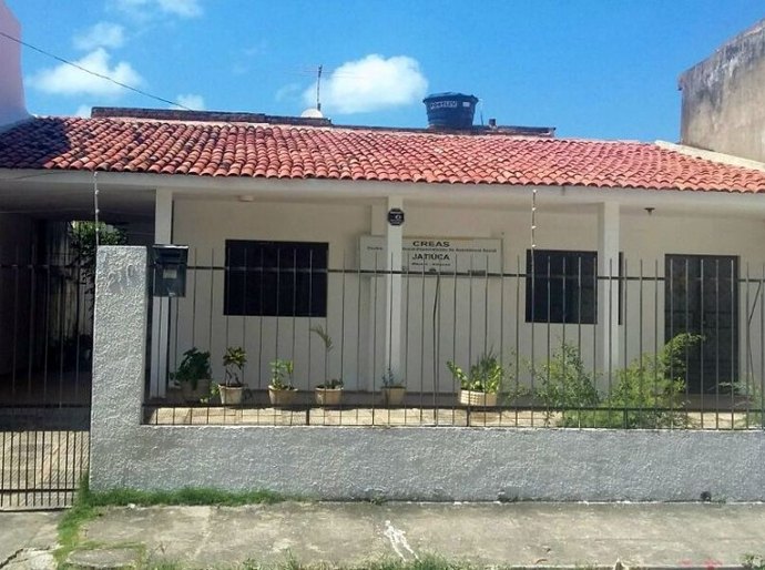 Creas Jatiúca atende a população em novo endereço
