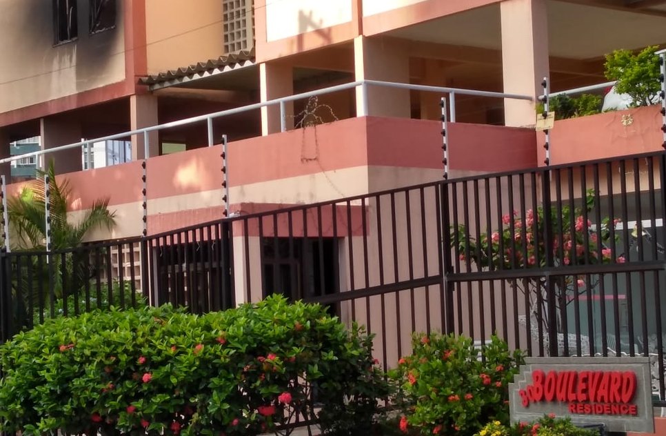 Apartamento pega fogo no bairro 13 de julho