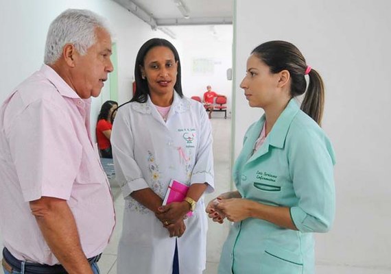 Maceió: Recém-empossado, Nonô começa a vistoriar unidades de saúde