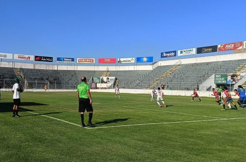 3ª Copa Arafoot de Futebol de Base movimenta mercado da bola no Fumeirão, em Arapiraca